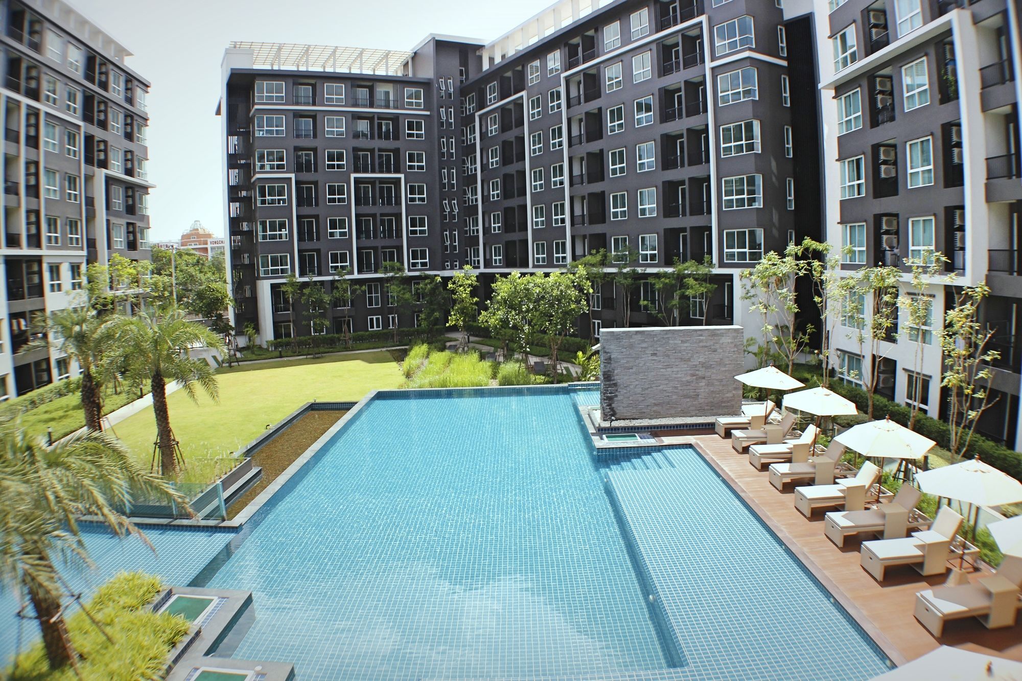Nakhonratchasima The Change Suites Korat מראה חיצוני תמונה