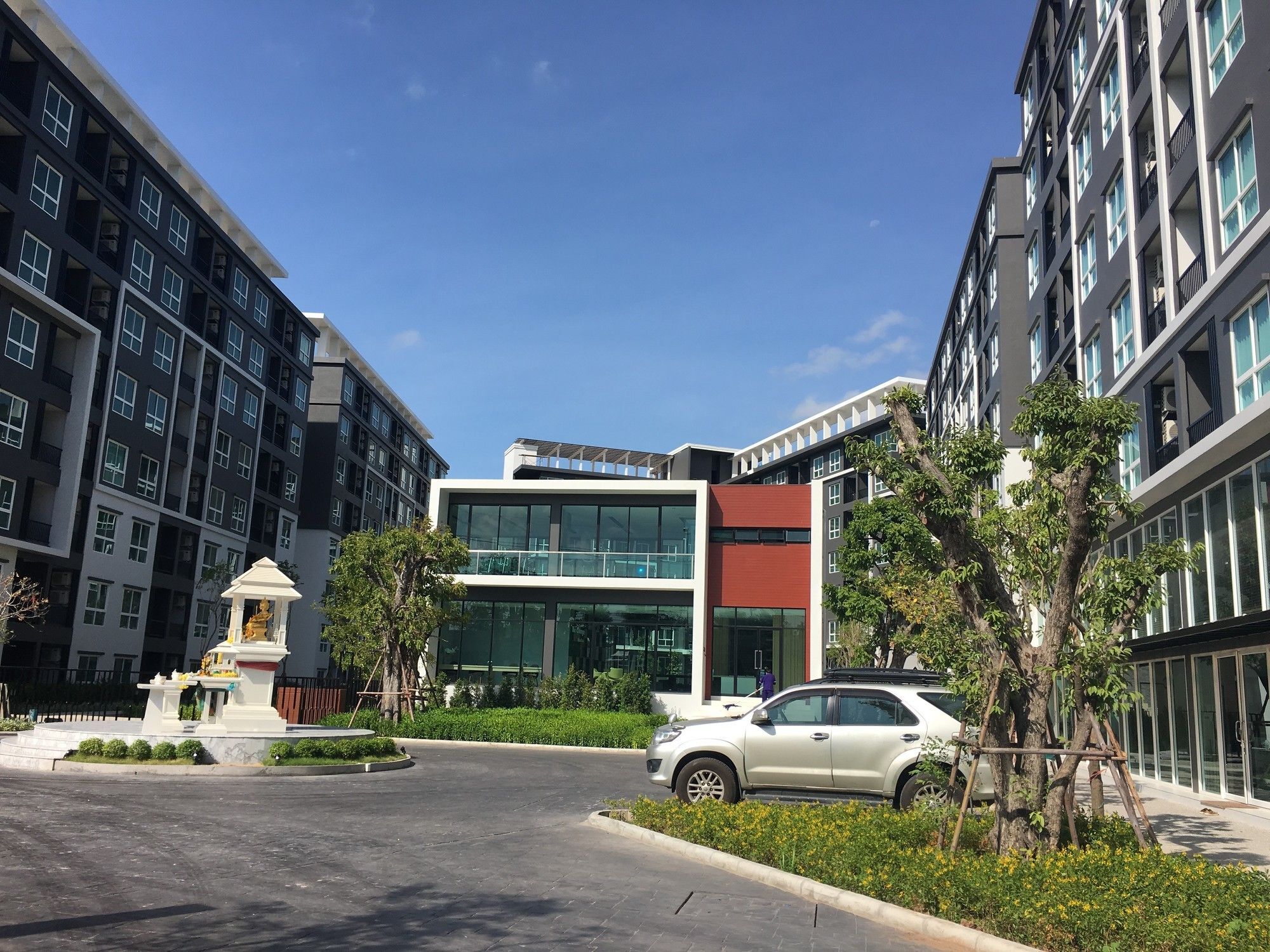 Nakhonratchasima The Change Suites Korat מראה חיצוני תמונה
